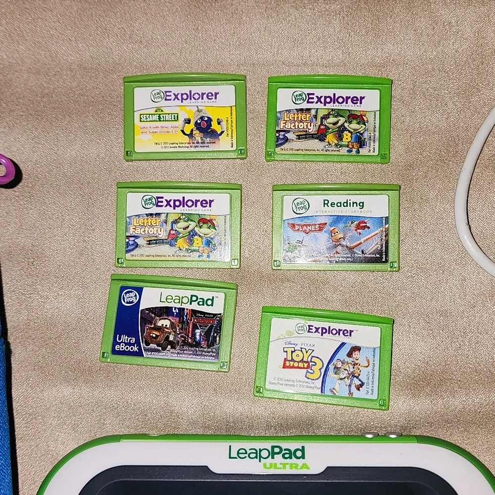 Leap Frog - Leap Pad Ultra W/ Case & Games - Picture 3 of 5